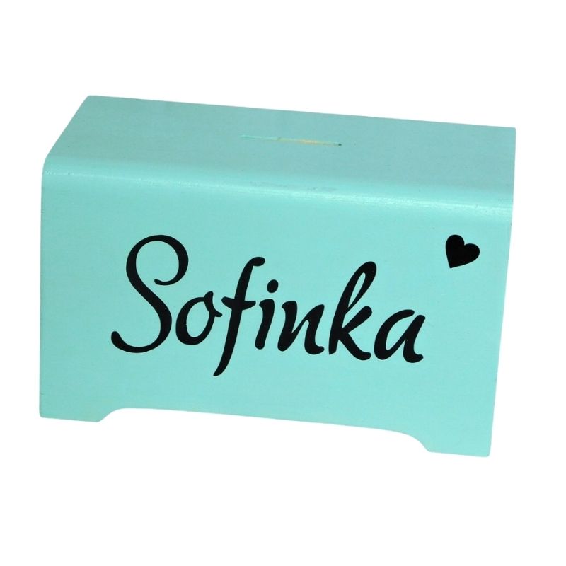 Dřevěná pokladnička se jménem mintová
