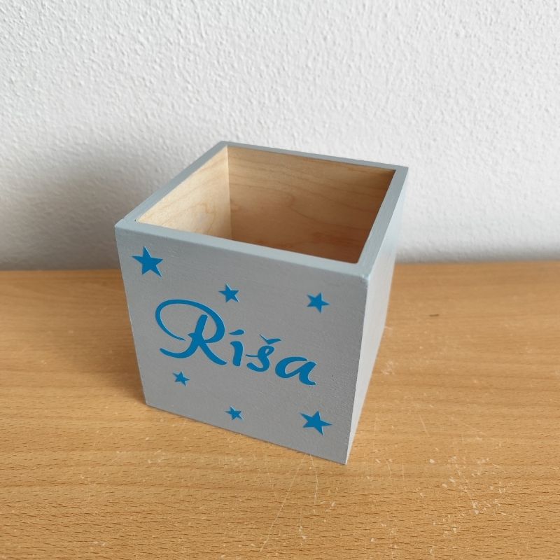 Organizér na pastelky jedna komora světle šedý/modré písmo