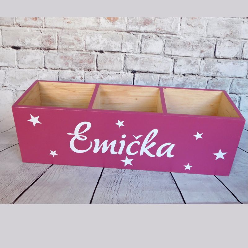 Dřevěný organizér na pastelky růžovofialový