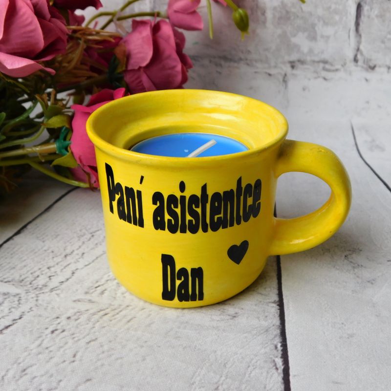 Svícen hrníček pro paní asistentku barvy na výběr