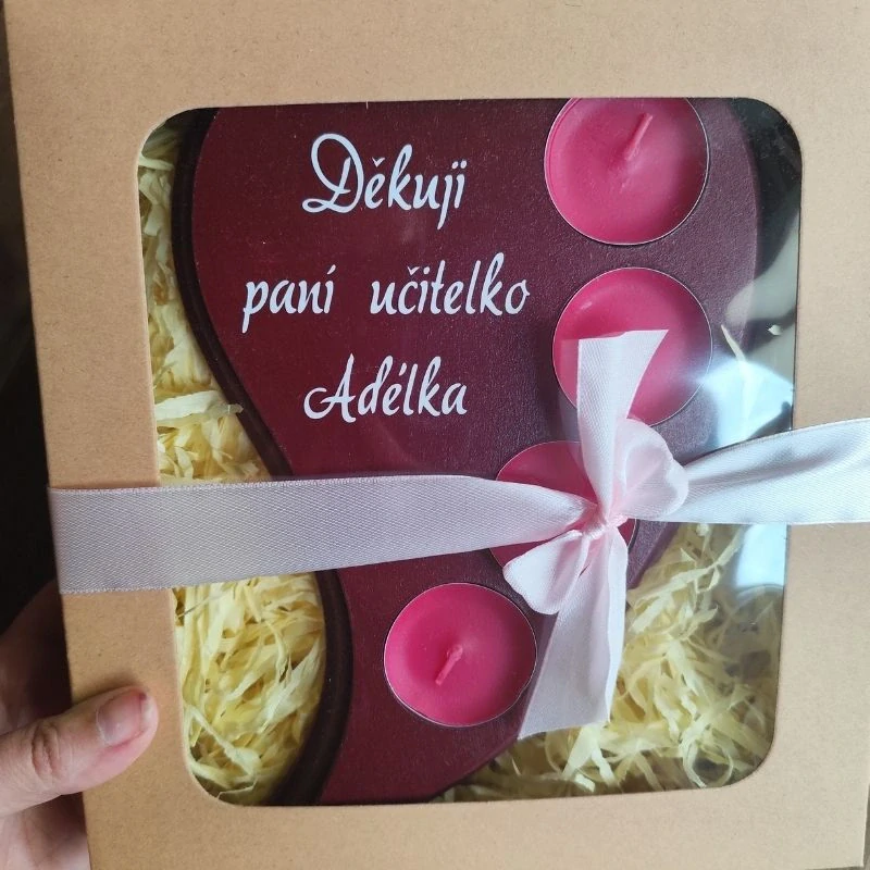 Dřevěný svícen Děkuji paní učitelko vínový