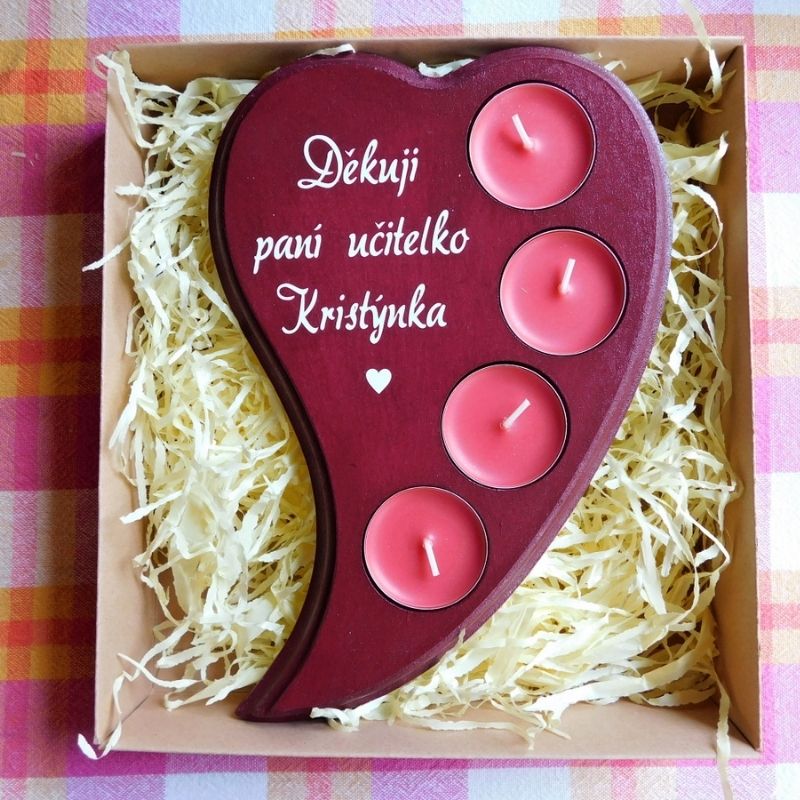 Dřevěný svícen Děkuji paní učitelko vínový