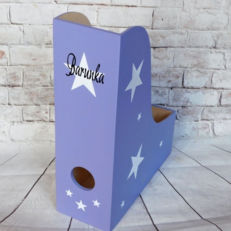 Dřevěný pořadač šanon se jménem STAR bílé hvězdy