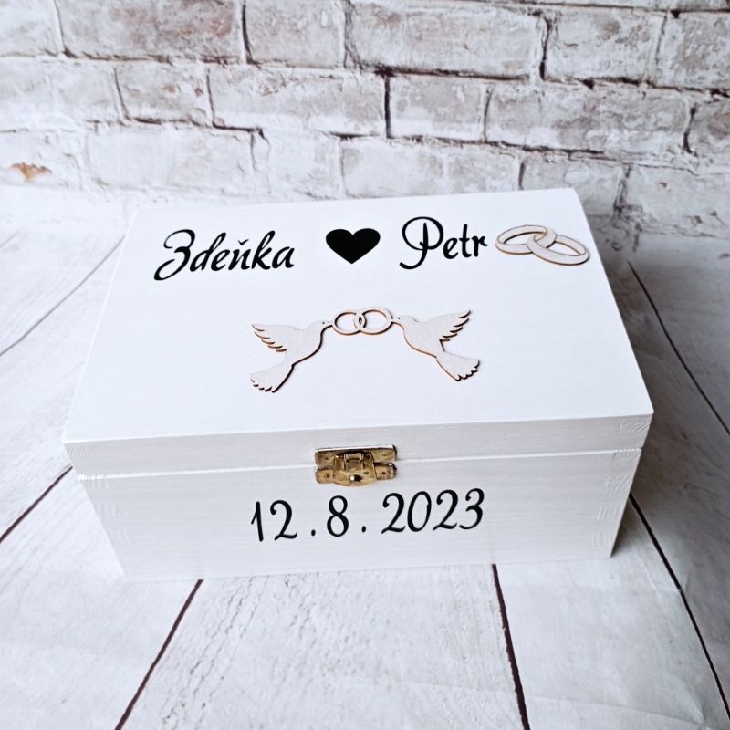 Svatební truhlička pro novomanžele