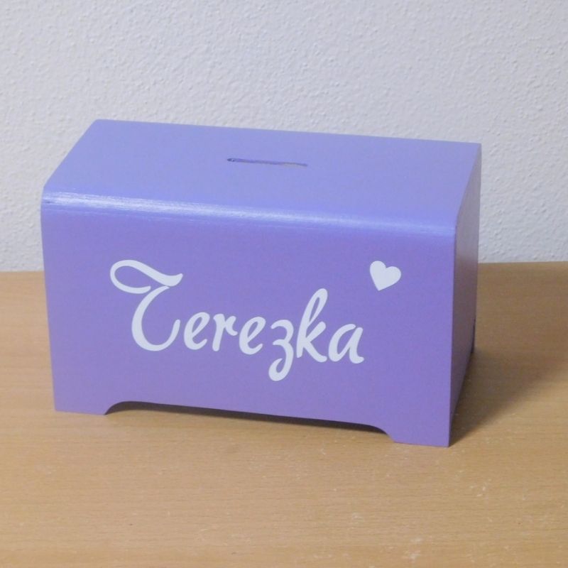 Dětská pokladnička se jménem lila