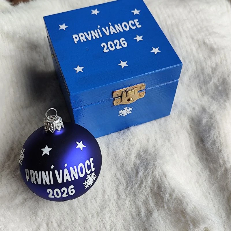 Vánoční baňka První Vánoce 2026 - modrá