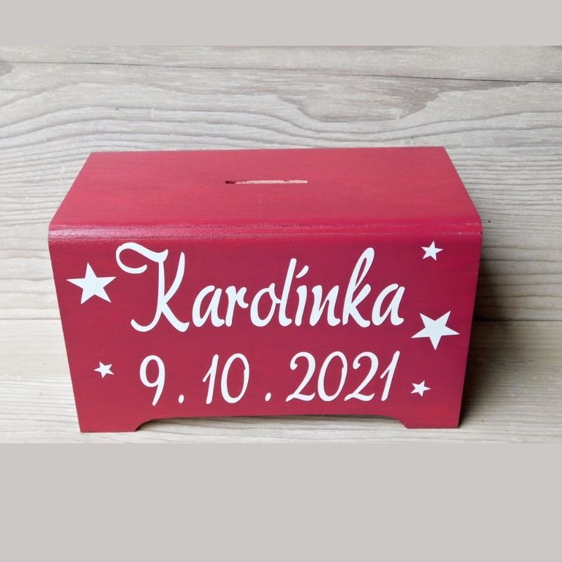 Dřevěná pokladnička k narození miminka