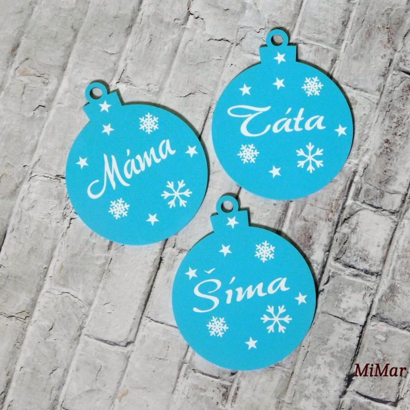 Dřevěná vánoční ozdoba se jménem tyrkys