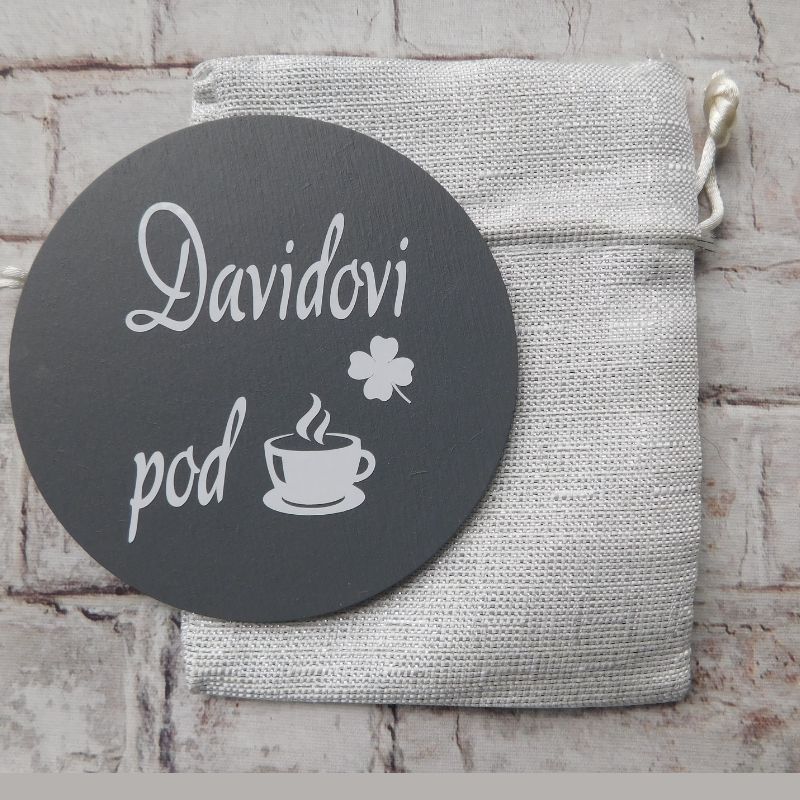 Dřevěný podtácek pod kávu se jménem na přání