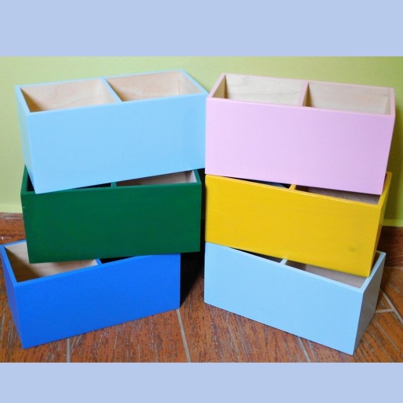 Dřevěný pastelkovník jednobarevný