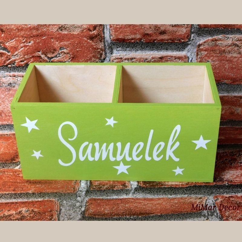 Dřevěný stojánek na pastelky zelený