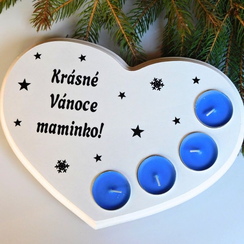 Dřevěný vánoční svícen srdce Krásné Vánoce modré svíčky