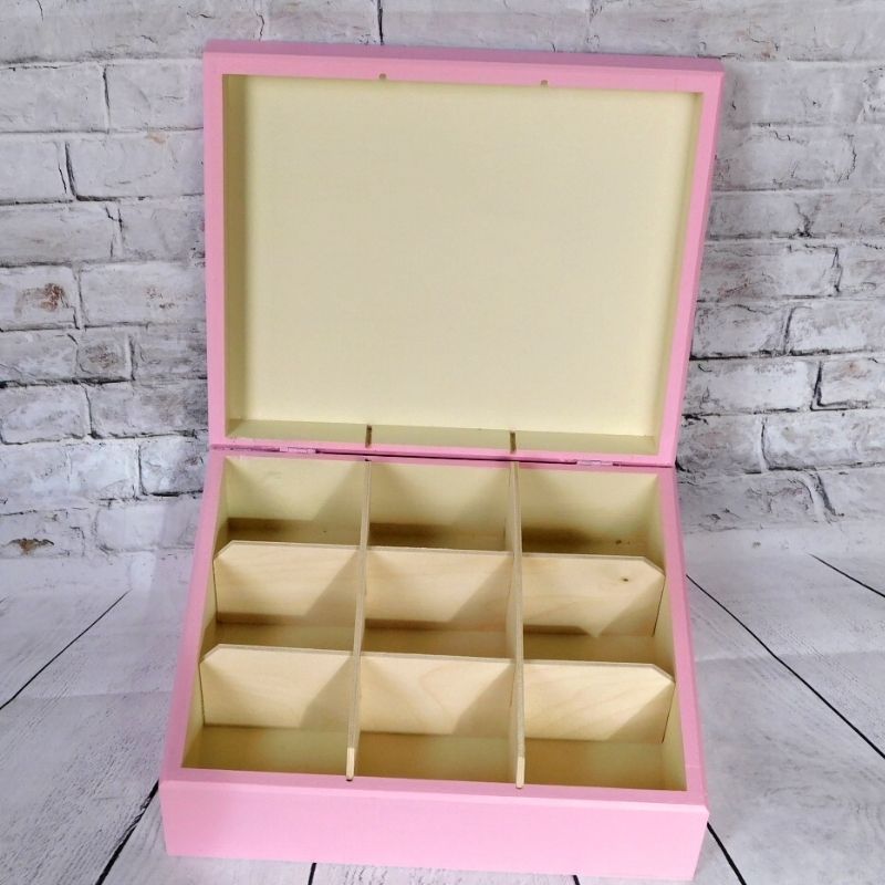 Dřevěná šperkovnice s textem 9 přihrádek