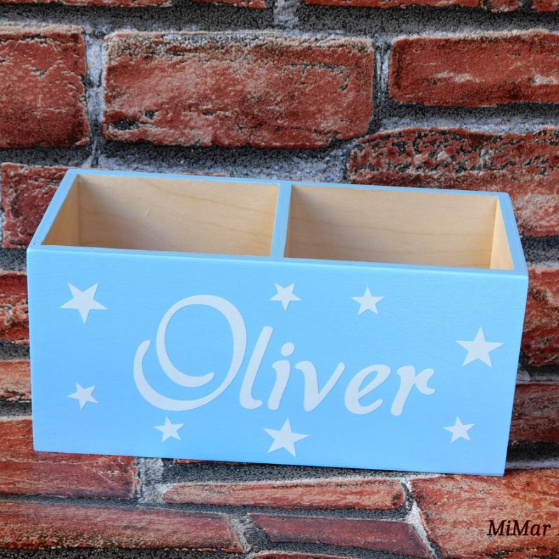 Stojánek na pastelky se jménem - světle modrý