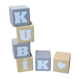Dřevěné kostky s písmeny